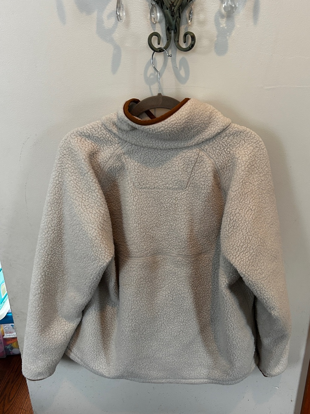 Carhartt Women XL Sherpa Fleece Pullover Cream Brown 104922 Relaxed Fit - Picture 6 of 12